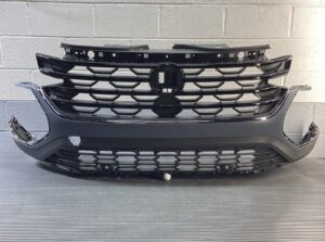 2024-2025 Volkswagen Atlas CA1 Bumper Cover W/ Grille Front Primed OEM *NOTE*