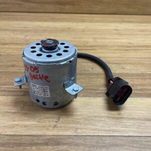 1999-2005 Volkswagen Beetle Engine Radiator Cooling Fan Motor Assembly OEM