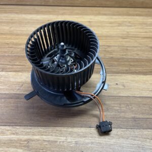 2006-2018 Volkswagen / Audi HVAC Blower Motor Fan Assembly 1K1820021 OEM