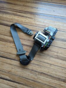 2007-2009 Mercedes W221 S500 S600 Front Left Seat Belt Retractor Passenger OEM