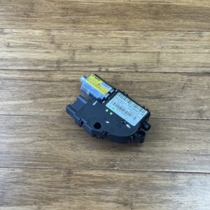 2008-2017 Audi Q5 8R 2.0L TFSI Panoramic Sunroof Roof Glass Motor Unit OEM