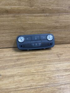 2008-2017 Audi R8 42 Convertible Overhead Headlight Console Dome Lamp Light OEM