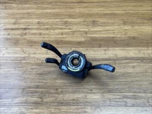 2009-2012 Audi Q5 8R 2.0L Steering Column Clock Switch Control 8K0953502BK OEM