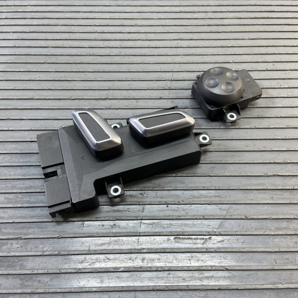 2009-2018 Audi Q3 8U Seat Adjustment Control Switch Front Right Set of 2 OEM