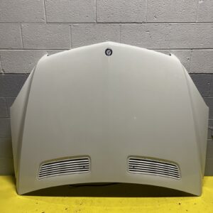 2011-2012 Mercedes R350 W251 Hood Panel Assembly White 650U OEM *NOTE*