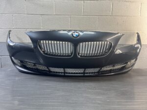 2011-2013 BMW 535xi F10 Bumper Cover W/ Grille Assembly Front Gray OEM *NOTE*