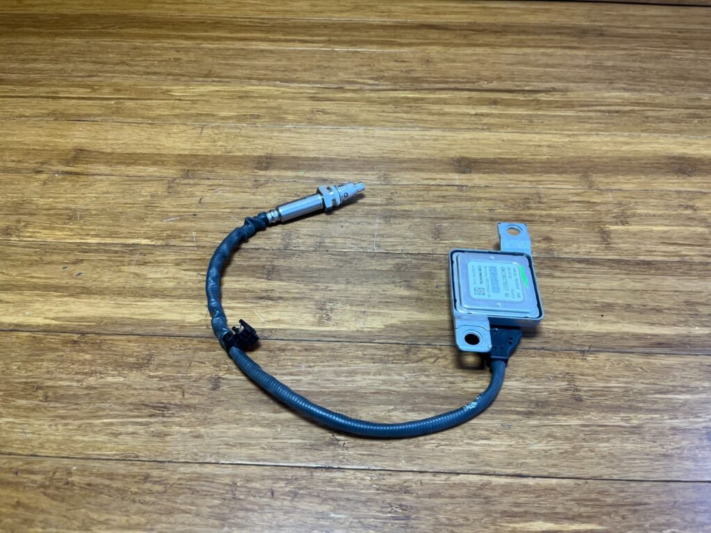2011-2016 Volkswagen Touareg 7P 3.0L V6 TDI Nitrogen Oxide (Nox) Sensor OEM
