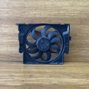 2012-2018 BMW 320i 228i 328i 428i Engine Radiator Cooling Fan Motor Assembly OEM