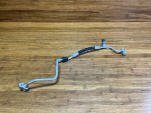 2014-2019 BMW X5 F15 4.4L N63 A/C Air Condition Condenser Pressure Hose OEM