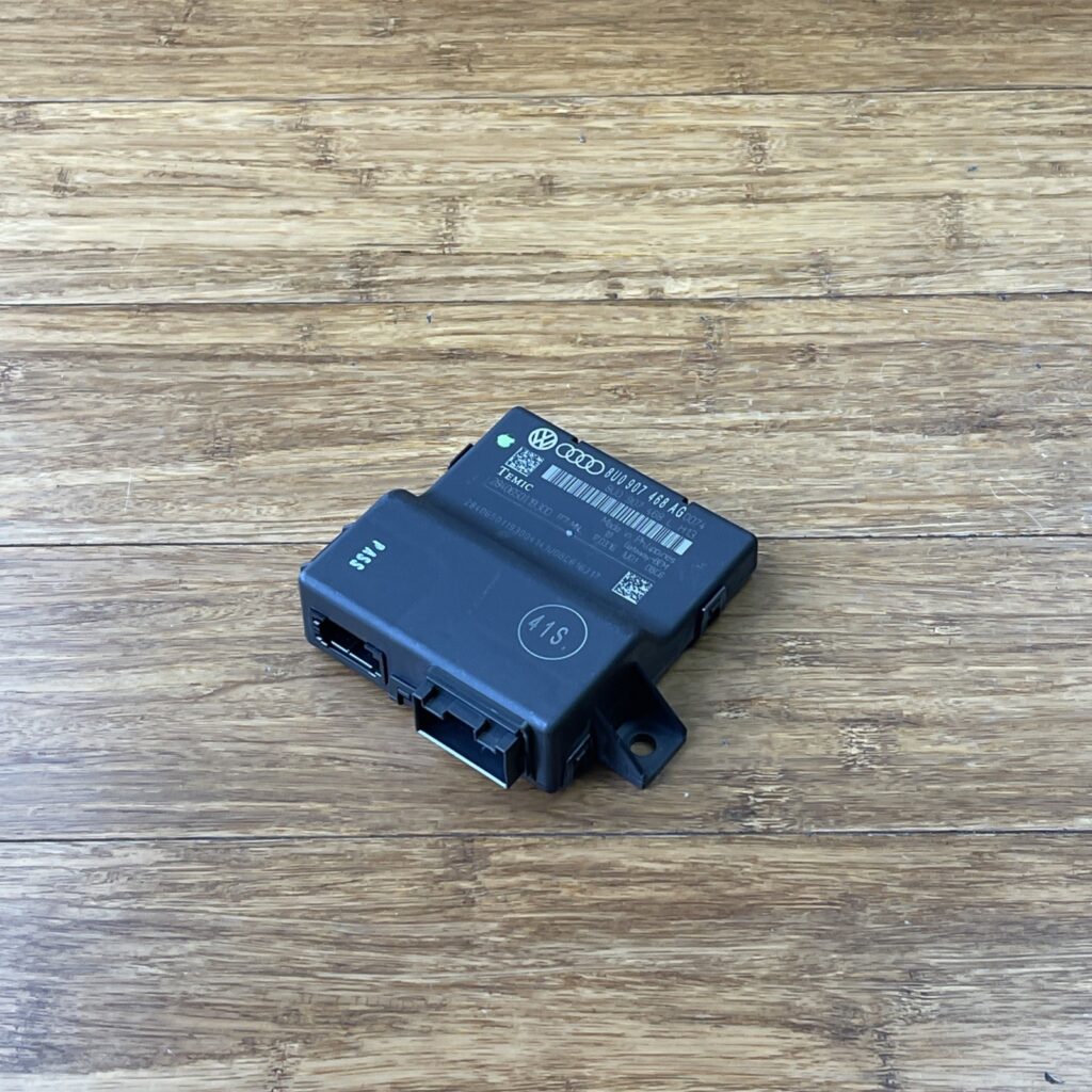 2015-2018 Audi Q3 8U Gateway Interface Computer Control Module Unit OEM