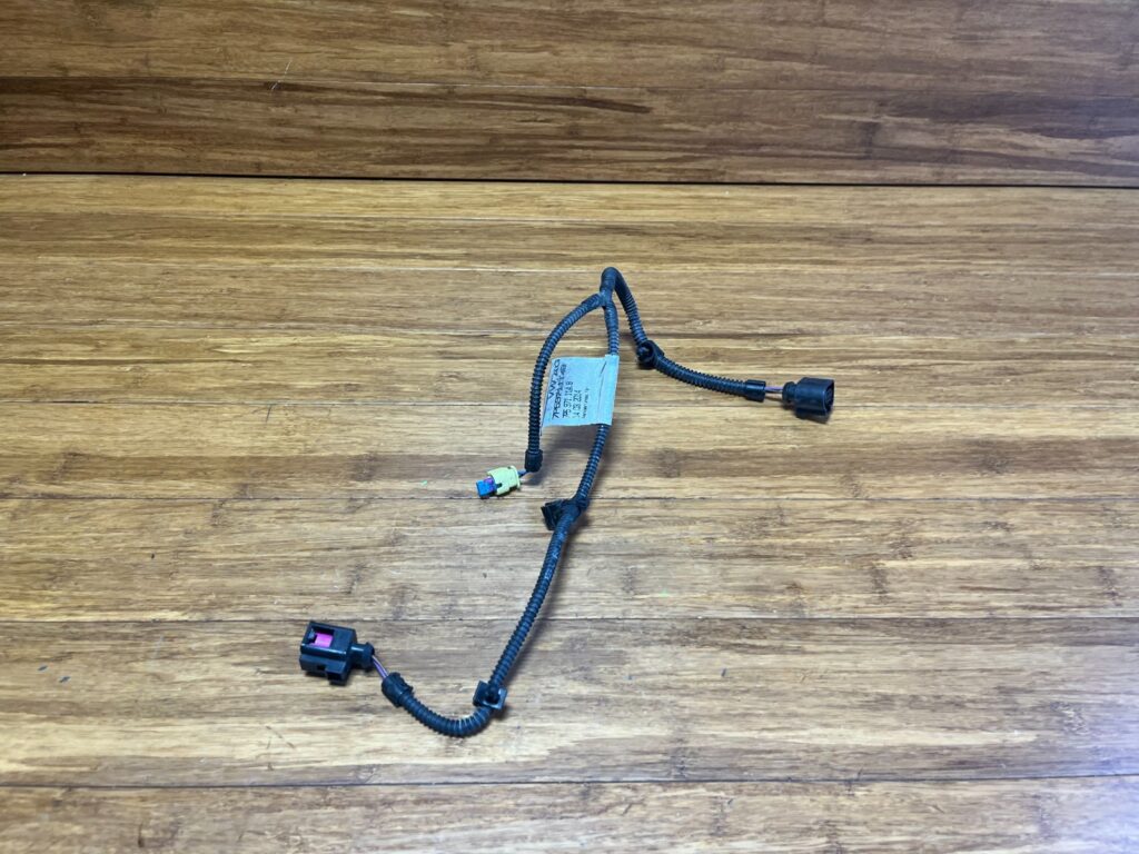 2015-2018 Porsche Cayenne 92A Bumper Wiring Harness Front Right Side OEM