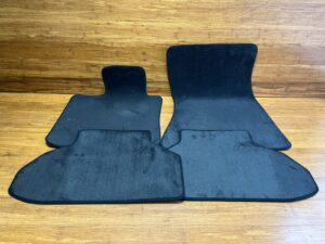2015-2019 BMW X6M F86 Carpet Floor Mat Black Front & Rear Set of 4 OEM *NOTE*
