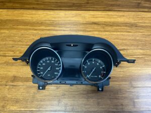 2015-2019 Land Rover Discovery Sport L550 Speedometer Instrument Cluster OEM