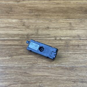 2015-2020 BMW i8 I12 Diversity Antenna Amplifier Control Module Unit OEM