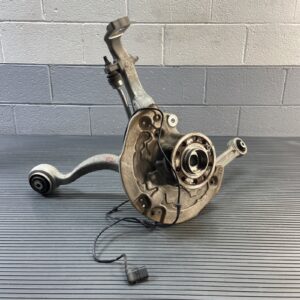 2015-2023 Mercedes C300 C205 Spindle Knuckle Front Left Side Wheel Hub OEM