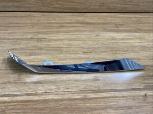2016-2019 BMW 6 F12 F13 F06 Front Bumper Grille Right Molding Chrome OEM