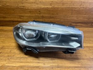 2016-2019 BMW X5 F15 Headlamp Headlight Front Right Side Assembly 7442652 OEM