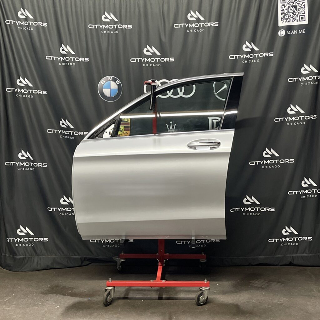 2016-2022 Mercedes GLC300 X253 Door Assembly Front Left Silver 775 OEM *NOTE*