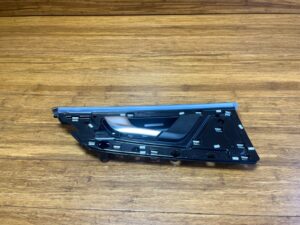 2017-2019 Audi Q7 4M Door Opener Handle Interior Rear Left Side 4M0839019G OEM