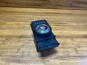 2017-2021 Jaguar F-Pace X761 Selector Transmission Gear Shifter Center OEM NOTE
