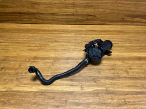 2017-2023 BMW M5 F90 Charcoal Filter Detection Pump w/ Hose Pipe 7447496 OEM