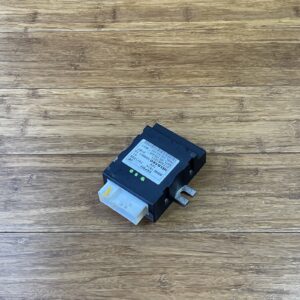 2017-2023 Rolls Royce Dawn RR6  Fuel Pump Control Module  16147411595  OEM