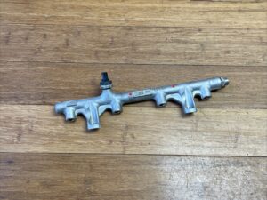 2017-2025 Audi Q5 FY Engine Injection Injector Fuel Distributor Rail 25K OEM
