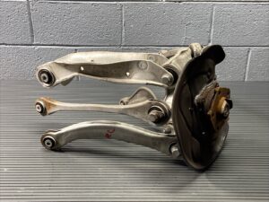 2017-2025 Audi Q7 SQ7 4M Rear Left Spindle Knuckle Hub OEM 87k Miles 4M0505431AE