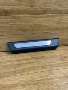 2017-2026 Audi Q7 4M Rear Left Door Sill Scuff Plate Trim Panel OEM *NOTE*