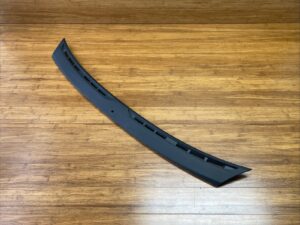 2018-2023 Ferrari Portofino F164 Dash Defrost Vent Panel Top Black OEM
