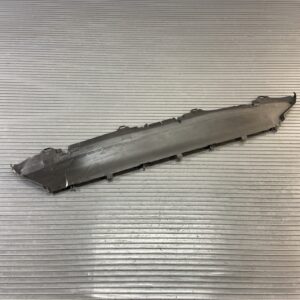 2018-2023 Volkswagen Atlas Front Lower Radiator Support Baffle Panel OEM *NOTE*