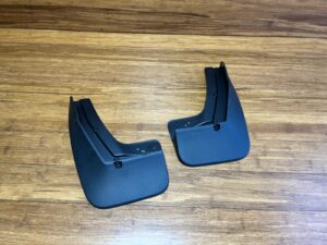 2018-2024 Volkswagen Tiguan Rear Left & Right Splash Guard Set Of 2 OEM *NOTE*