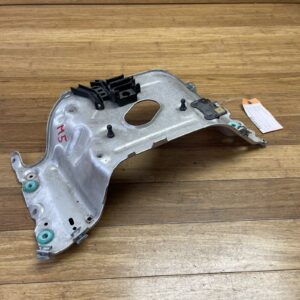 2018-2025 BMW 5 SERIES M5 F90 4.4 V8 UnderTray Support Bridge 7852130 OEM