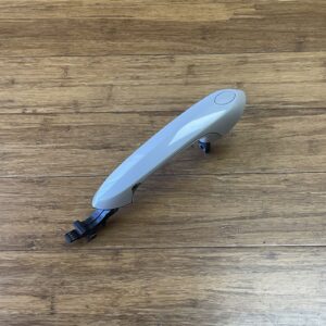 2019-2026 BMW G30 530 540 M550 F90 M5 Front Left Door Handle Comfort Access OEM