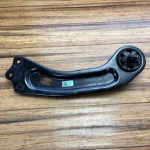 2020-2022 Hyundai Palisade Rear Right Trailing Control Arm Link OEM