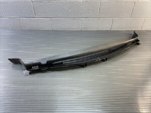 2023-2025 BMW X1 U11 Windshield Cowl Cover Grill Panel Trim Protector OEM