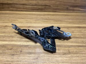 2023-2026 BMW X1 U11 Front Left Hood Bonnet Hinge 9883417 Jet Black 668 OEM