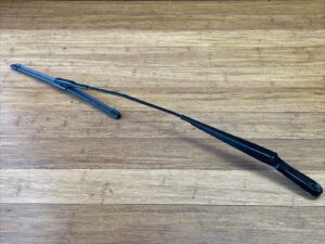 2023-2026 BMW X1 U11 Front Right Windshield Washer Wiper Arm W/ Blade OEM