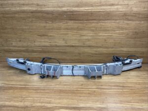 OEM 2009-2015 BMW M6 650i F06 Front Bumper Reinforcement Impact Bar *NOTE*