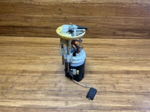 2008-2019 BMW X5 F15 4.4L Engine Fuel Pump Unit 26K Miles 16117212585 OEM