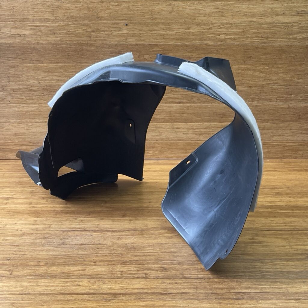 2009-2011 Volkswagen Tiguan Fender Liner Splash Shield Front Left Inner Side OEM