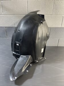 2011-2014 Volkswagen Jetta Front Right Fender Liner Mud Guard Genuine OEM