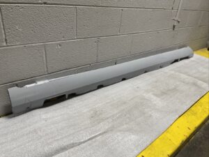 2011-2015 Audi A8L D4 Left Side Rocker Panel Skirt Molding Trim OEM *NOTE