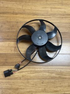2011-2015 Volkswagen Jetta 2.0L Engine Cooling Fan Motor Assembly OEM