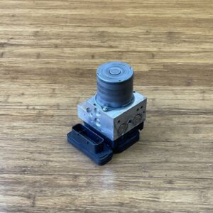 2011-2019 BMW 535xi F10 3.0L AWD ABS Brake Pump Module Unit 34516876912 OEM