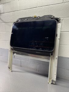 2012-2014 Mercedes CLS 400 W218 Sunroof Moonroof Glass Window OEM *NOTE*