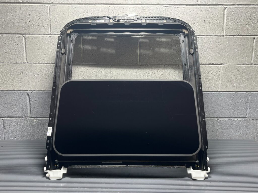 2012-2018 Audi A6 C7 Sedan Sunroof Frame Window Glass Motor Assembly Black OEM