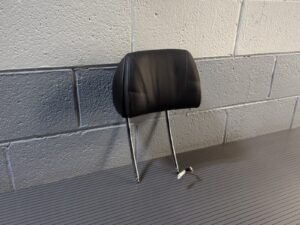 2012-2019 BMW 650i F13 Headrest Leather Black Electric Front Right Seat OEM