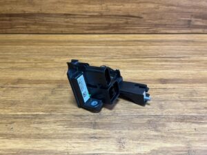 2012-2021 BMW M4 F83 Ignition Distributor Battery Terminal 61149356159 OEM