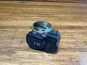 2012-2026 Mercedes GLS580 Front Left or Right Fuel Injection Throttle Body OEM